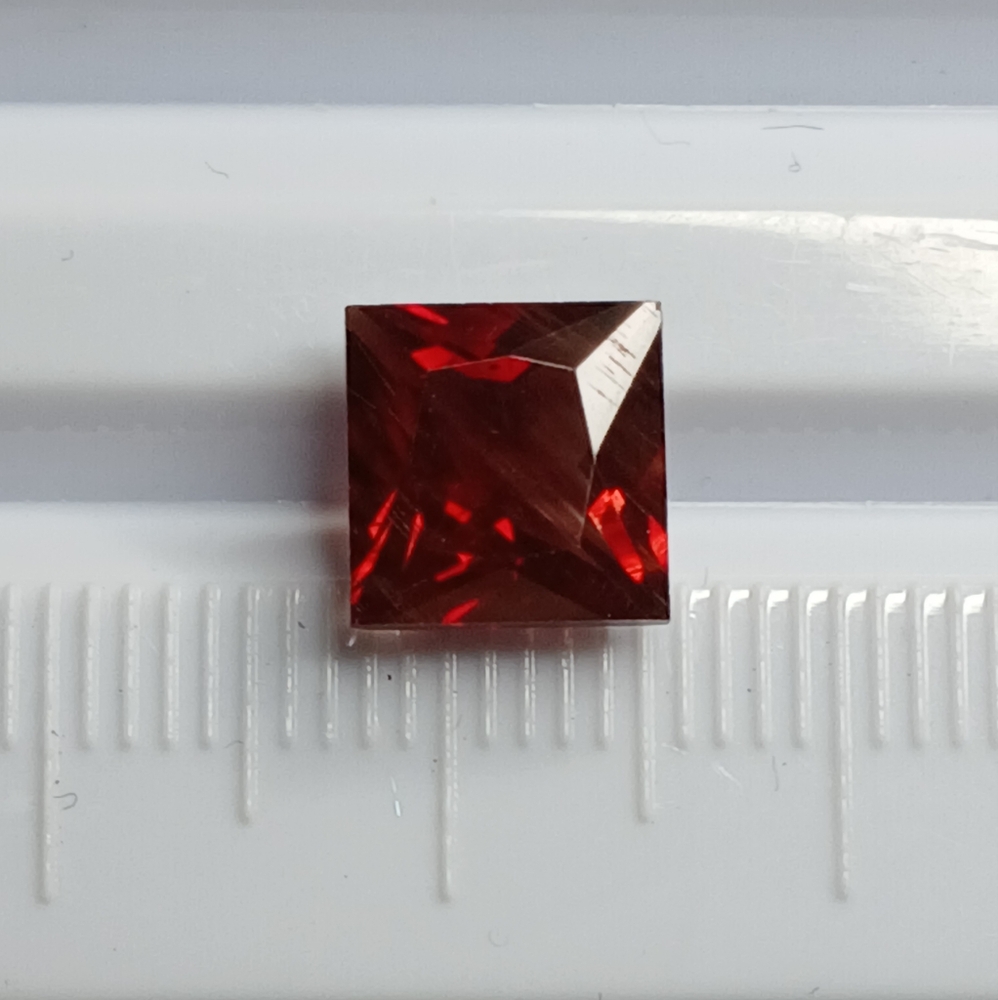 Princess Cut Red Garnet Gemstone 8mm